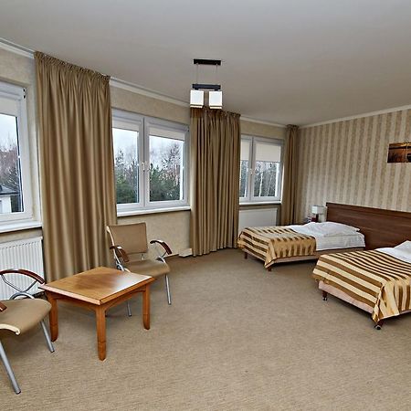 Hotel Ted Radomsko Extérieur photo