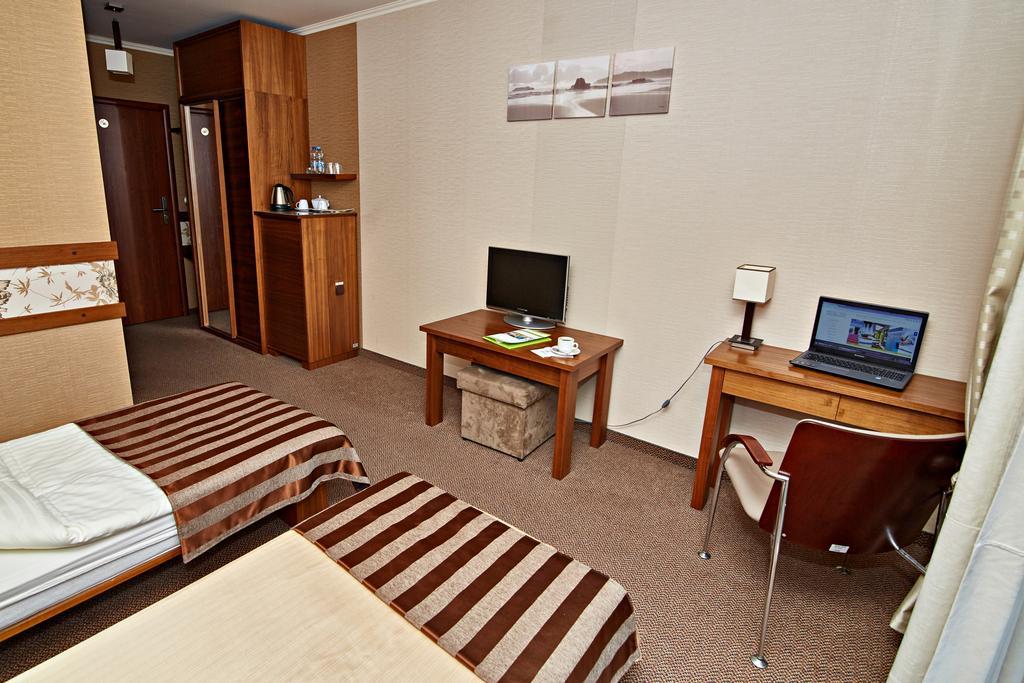 Hotel Ted Radomsko Chambre photo